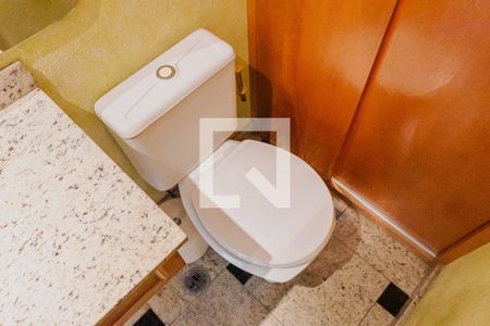 Casa à venda com 222m², 3 quartos e 4 vagas Casa à venda com 222m², 3 quartos e 4 vagasLavabo