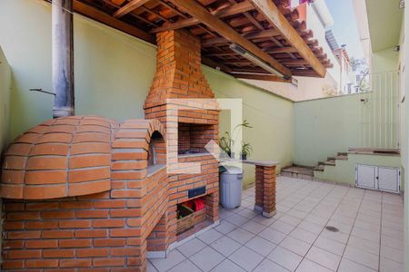 Casa à venda com 222m², 3 quartos e 4 vagas Casa à venda com 222m², 3 quartos e 4 vagasChurrasqueira