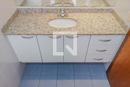 Casa à venda com 222m², 3 quartos e 4 vagas Casa à venda com 222m², 3 quartos e 4 vagasBanheiro da Suíte 1