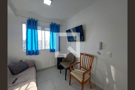 Sala de apartamento para alugar com 1 quarto, 26m² em Jardim Itacolomi, São Paulo