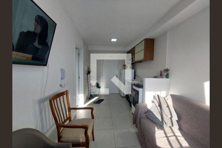 Sala de apartamento para alugar com 1 quarto, 26m² em Jardim Itacolomi, São Paulo