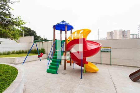 Apartamento à venda com 56m², 2 quartos e 1 vaga Apartamento à venda com 56m², 2 quartos e 1 vagaÁrea comum - Playground