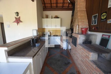 Casa de condomínio para alugar com 348m², 4 quartos e 2 vagasChurrasqueira