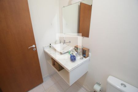 Casa de condomínio para alugar com 348m², 4 quartos e 2 vagasBanheiro