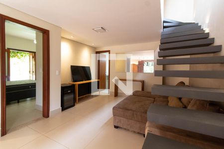 Casa de Condomínio para alugar com 4 quartos, 350m² em Parque Jatibaia (sousas), Campinas
