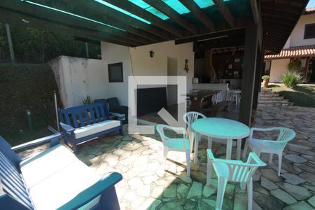 Casa de condomínio para alugar com 348m², 4 quartos e 2 vagasChurrasqueira