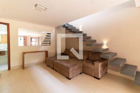 SALA de casa de condomínio para alugar com 4 quartos, 348m² em Parque Jatibaia (sousas), Campinas