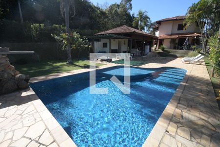 Casa de condomínio para alugar com 348m², 4 quartos e 2 vagasPiscina