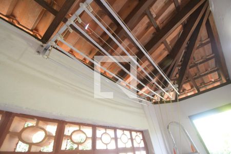 Casa de condomínio para alugar com 348m², 4 quartos e 2 vagasÁrea de Serviço - Detalhe