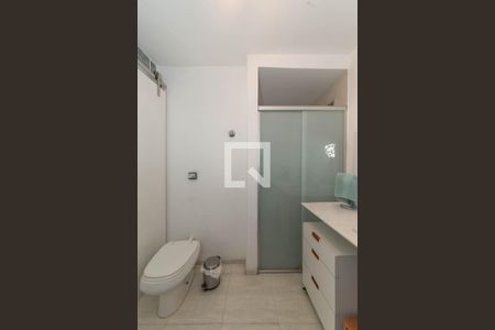 Apartamento à venda com 70m², 2 quartos e 1 vagaBanheiro da Suíte
