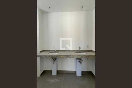 Apartamento para alugar com 118m², 2 quartos e 2 vagasBanheiro da Suíte 1