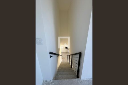 Apartamento para alugar com 118m², 2 quartos e 2 vagasEscada