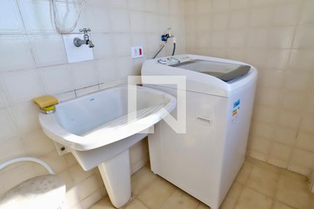 Apartamento à venda com 70m², 2 quartos e 1 vaga Apartamento à venda com 70m², 2 quartos e 1 vagaLavanderia