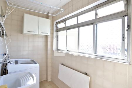 Apartamento à venda com 70m², 2 quartos e 1 vaga Apartamento à venda com 70m², 2 quartos e 1 vagaLavanderia