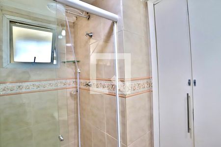 Apartamento à venda com 70m², 2 quartos e 1 vaga Apartamento à venda com 70m², 2 quartos e 1 vagaBanheiro
