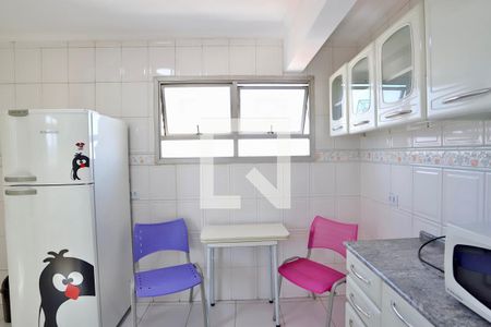 Apartamento à venda com 70m², 2 quartos e 1 vaga Apartamento à venda com 70m², 2 quartos e 1 vagaCozinha