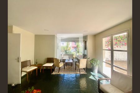 Apartamento à venda com 70m², 2 quartos e 1 vaga Apartamento à venda com 70m², 2 quartos e 1 vagaÁrea comum - Salão de festas