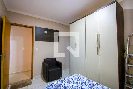 Apartamento à venda com 73m², 2 quartos e 2 vagasQuarto 2