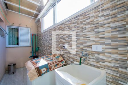 Apartamento à venda com 73m², 2 quartos e 2 vagasÁrea de serviço