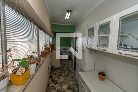Apartamento à venda com 168m², 3 quartos e 1 vaga Apartamento à venda com 168m², 3 quartos e 1 vagaÁrea de Serviço