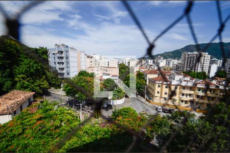 Vista da Sala de apartamento à venda com 2 quartos, 90m² em Vila Isabel, Rio de Janeiro