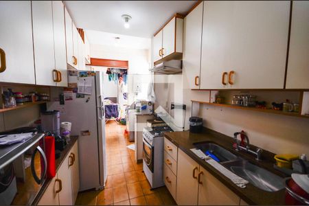 Apartamento à venda com 90m², 2 quartos e 2 vagasCozinha