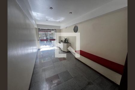 Apartamento à venda com 90m², 2 quartos e 2 vagasHall