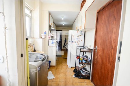 Apartamento à venda com 90m², 2 quartos e 2 vagasÁrea de Serviço