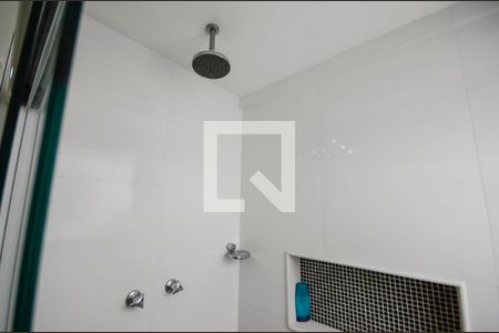 Apartamento à venda com 90m², 2 quartos e 2 vagasBanheiro Social