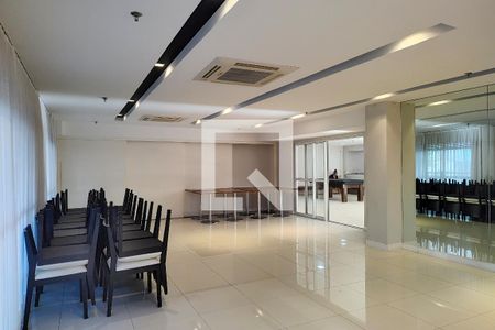 Apartamento à venda com 112m², 2 quartos e 1 vaga Apartamento à venda com 112m², 2 quartos e 1 vagaÁrea comum - Salão de festas