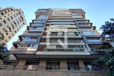 Apartamento à venda com 112m², 2 quartos e 1 vaga Apartamento à venda com 112m², 2 quartos e 1 vagaFachada do Prédio