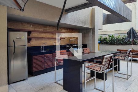 Apartamento à venda com 112m², 2 quartos e 1 vaga Apartamento à venda com 112m², 2 quartos e 1 vagaÁrea comum - Churrasqueira