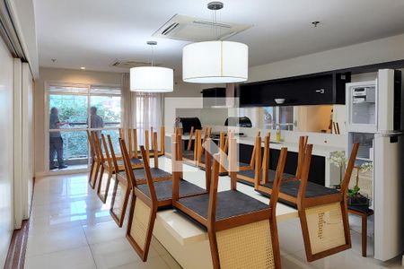 Apartamento à venda com 112m², 2 quartos e 1 vaga Apartamento à venda com 112m², 2 quartos e 1 vagaEspaço Gourmet