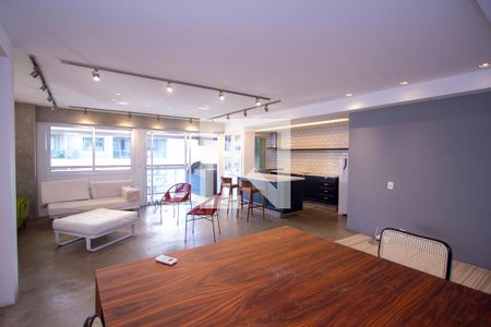 Sala de apartamento à venda com 2 quartos, 112m² em Icaraí, Niterói