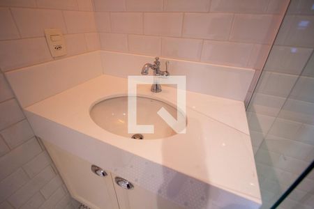 Apartamento à venda com 112m², 2 quartos e 1 vaga Apartamento à venda com 112m², 2 quartos e 1 vagaBanheiro Social