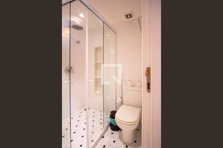 Apartamento à venda com 112m², 2 quartos e 1 vaga Apartamento à venda com 112m², 2 quartos e 1 vagaBanheiro Social