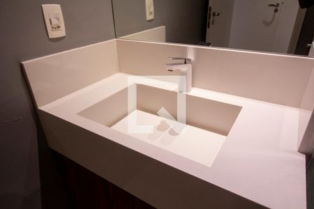 Apartamento à venda com 112m², 2 quartos e 1 vaga Apartamento à venda com 112m², 2 quartos e 1 vagaBanheiro da Suíte