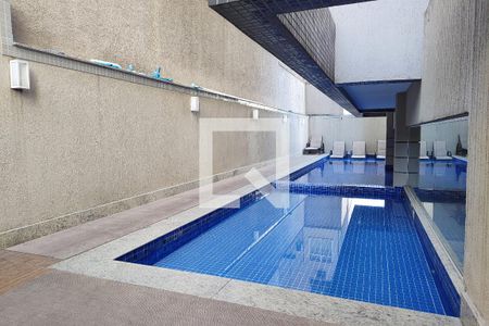 Apartamento à venda com 112m², 2 quartos e 1 vaga Apartamento à venda com 112m², 2 quartos e 1 vagaÁrea comum - Piscina