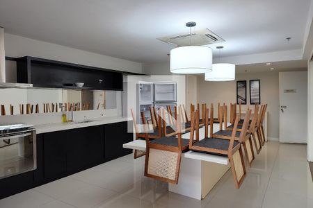 Apartamento à venda com 112m², 2 quartos e 1 vaga Apartamento à venda com 112m², 2 quartos e 1 vagaEspaço Gourmet