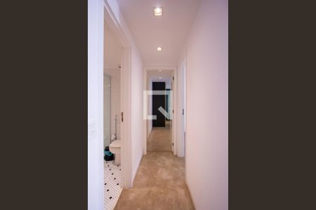 Apartamento à venda com 112m², 2 quartos e 1 vaga Apartamento à venda com 112m², 2 quartos e 1 vagaCorredor