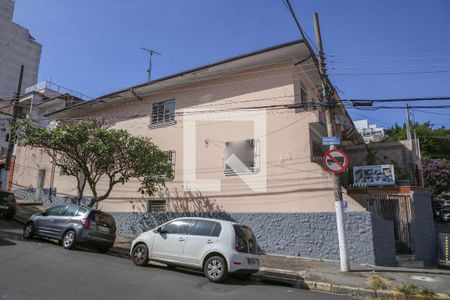 Casa à venda com 300m², 3 quartos e 3 vagasFachada