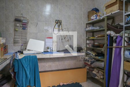 Casa à venda com 300m², 3 quartos e 3 vagasQuarto de Serviço