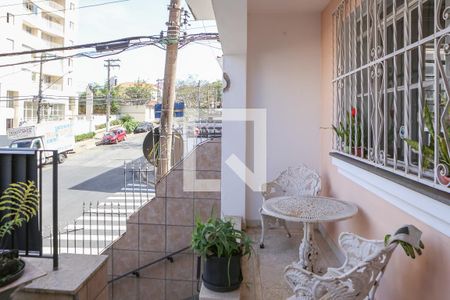 Casa à venda com 300m², 3 quartos e 3 vagasEntrada