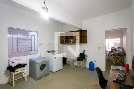 Casa à venda com 194m², 3 quartos e 2 vagas Casa à venda com 194m², 3 quartos e 2 vagasÁrea de serviço