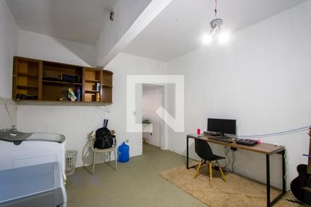 Casa à venda com 194m², 3 quartos e 2 vagas Casa à venda com 194m², 3 quartos e 2 vagasÁrea de serviço