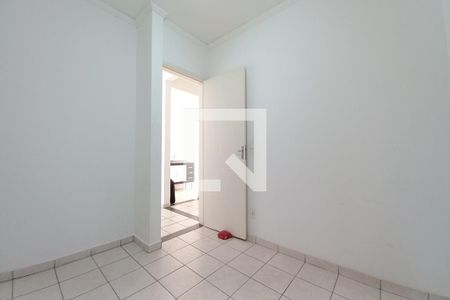 Quarto 1  de apartamento para alugar com 2 quartos, 55m² em Jardim do Lago Continuação, Campinas
