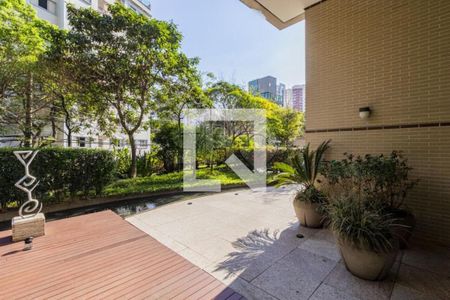 Apartamento à venda com 176m², 3 quartos e 3 vagas