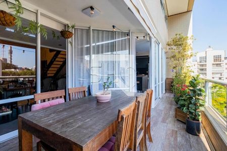 Apartamento à venda com 176m², 3 quartos e 3 vagas