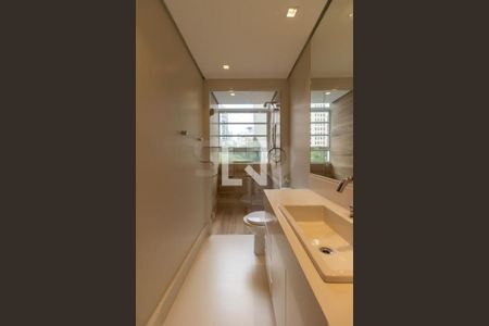 Apartamento à venda com 136m², 2 quartos e 1 vaga