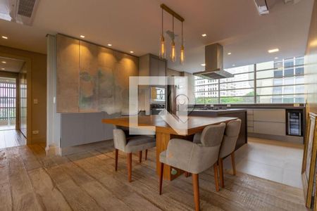 Apartamento à venda com 136m², 2 quartos e 1 vaga